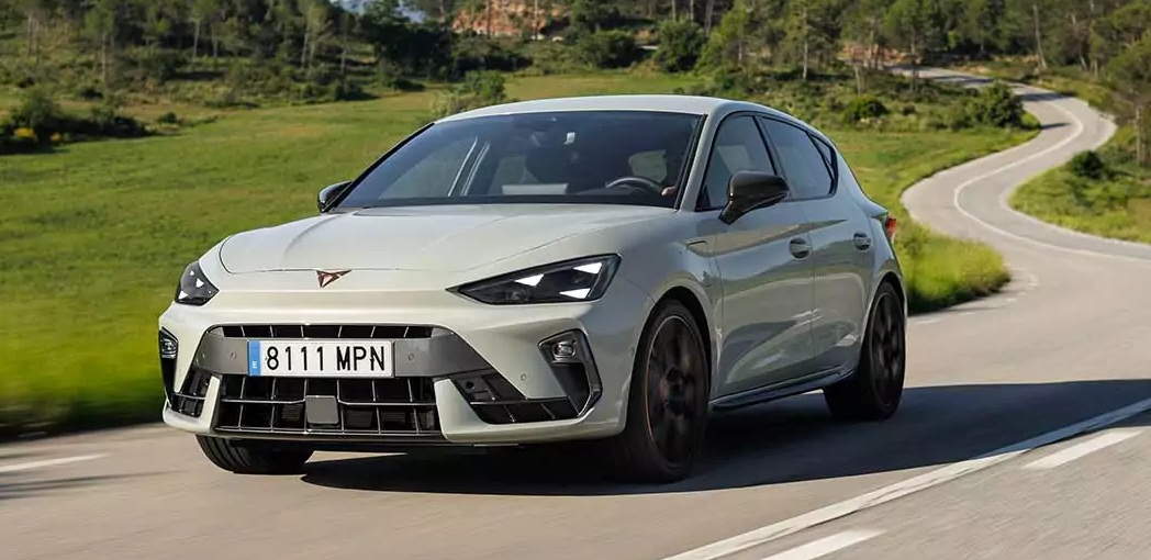 2025 Leon Vz